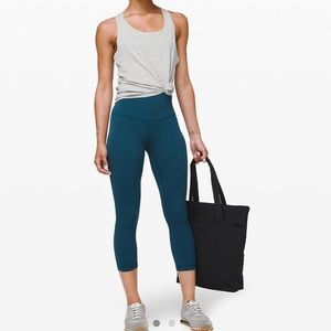 Lululemon align crop 21” night